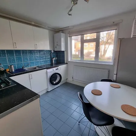 2 Bedroom Apartment In Kentish Town London Exterior photo